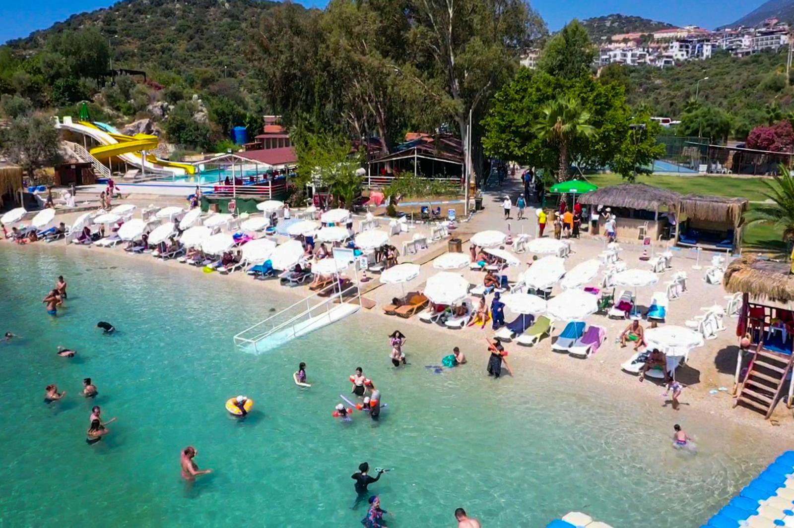 Antalya’da Engeller Ortadan Kalktı! Kaş’ın Engelsiz Plajı Nerede (1)