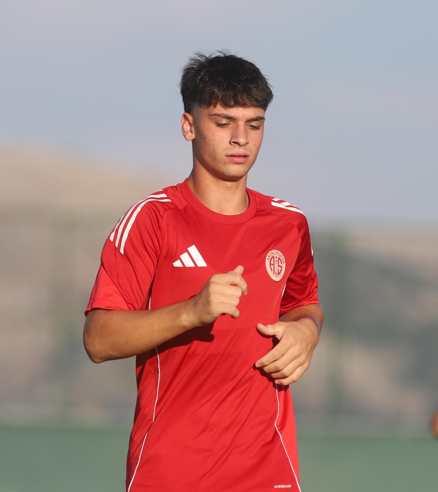 Antalyaspor Gelecegini Satiypr (1)