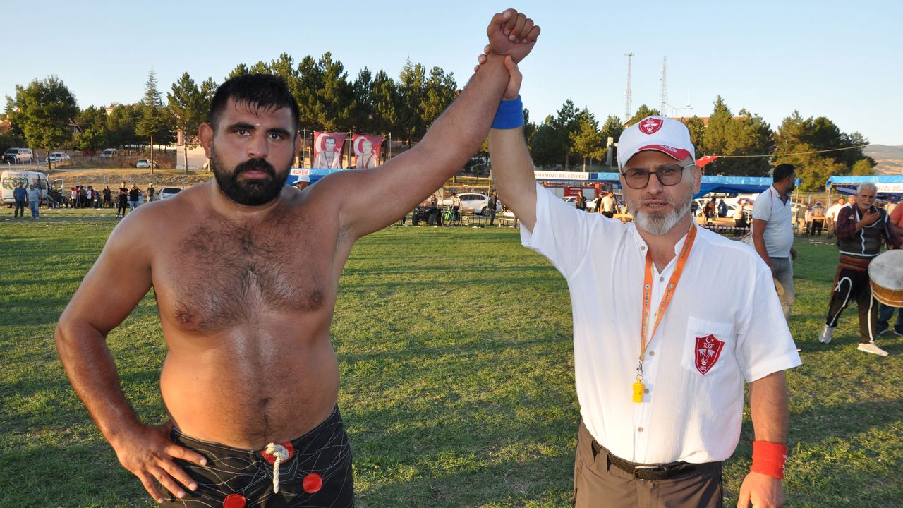 Bekir Eryucel 1280X720