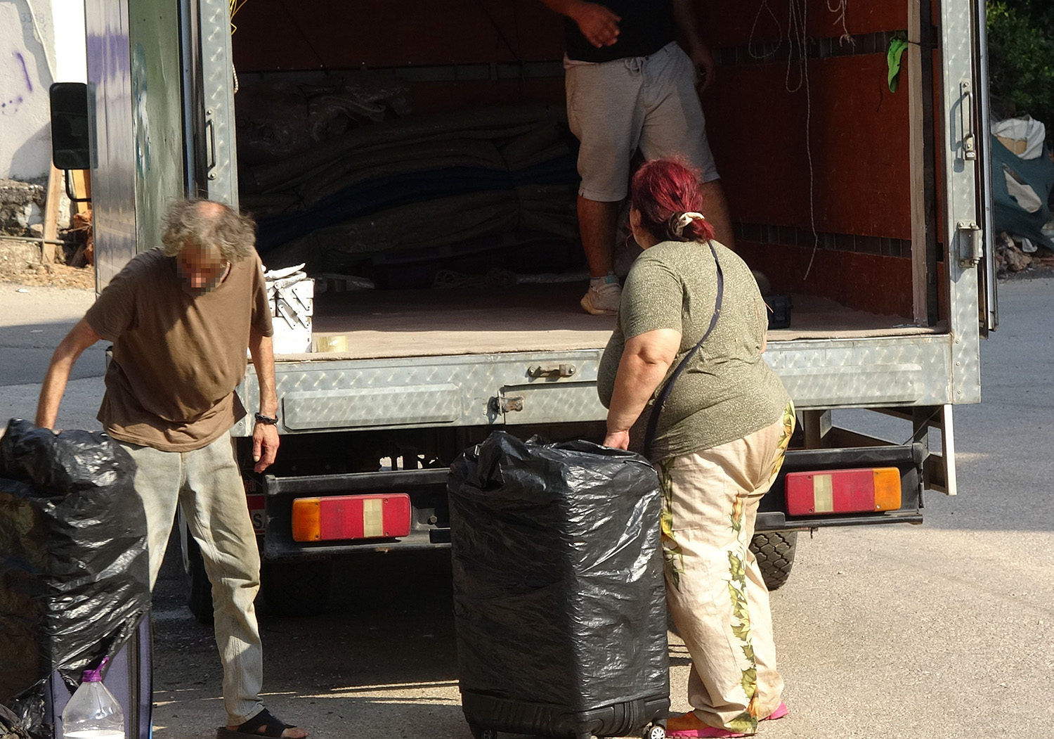 Ceza Verilmeyen Çift Yine Aynı Şeyi Yaptı! Manzara Aynı Ceza Yok (1)