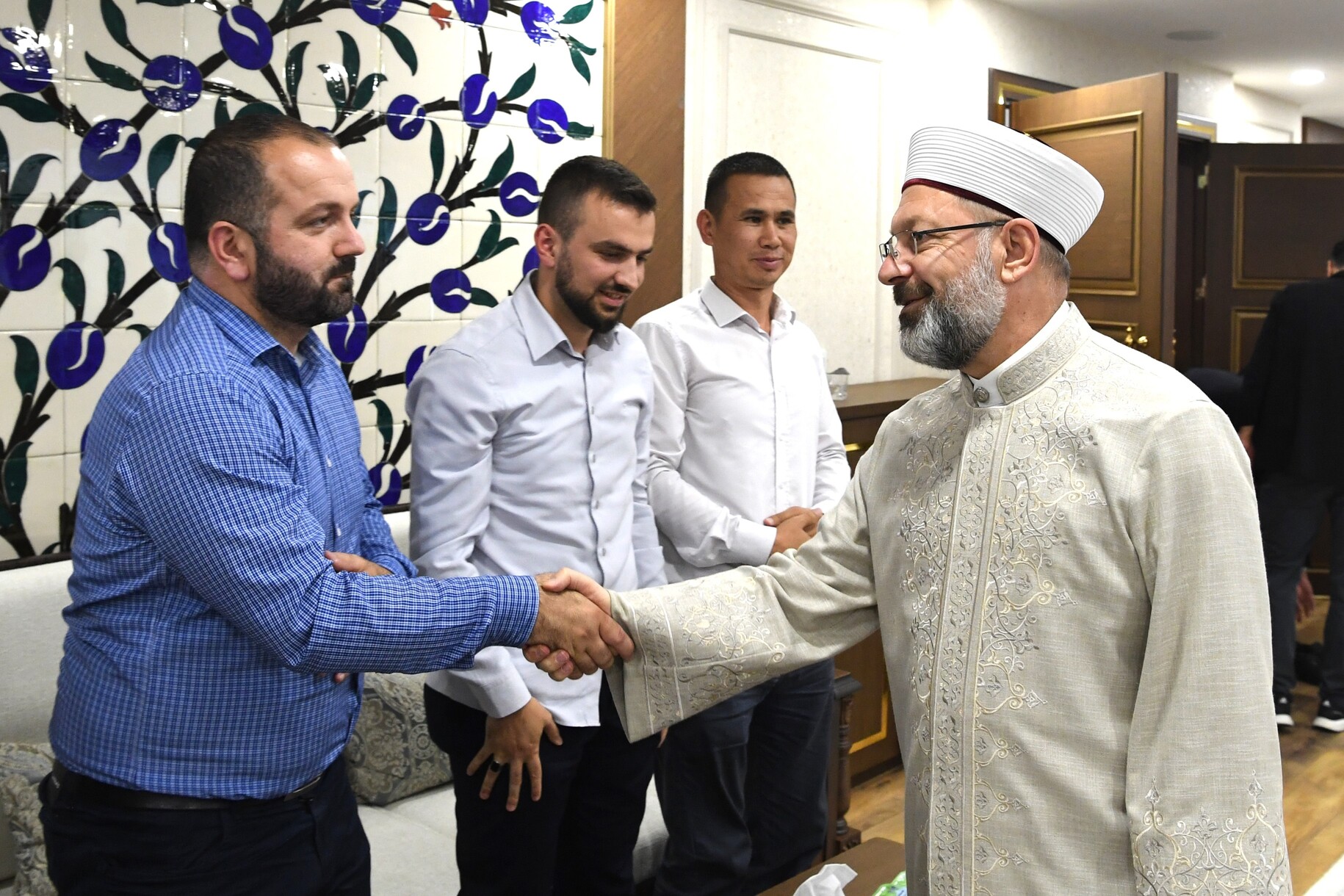 Diyanet İşleri Başkan Erbaş, Türk Devletlerinden Gelen Akademisyen Ve Öğrencilerle Buluştu (3)
