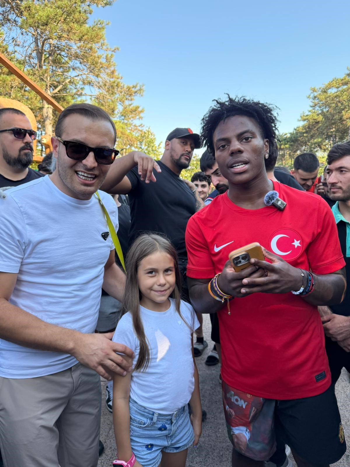 Dünyaca Ünlü Yayıncı Speed, Çekmeköy’de Yağlı Güreş Yaptı (2)