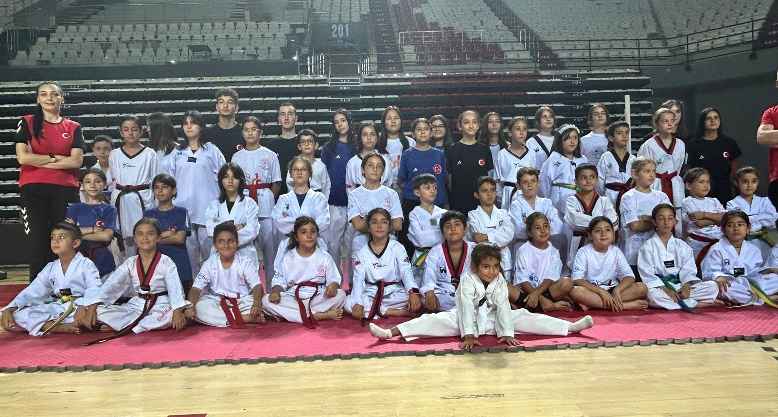 Ekran Bağımlılığından Kurtulmanın Yolu! Antalya’da 27 Branşta 2 Bin Sporcuya Yaz Okulu (5)