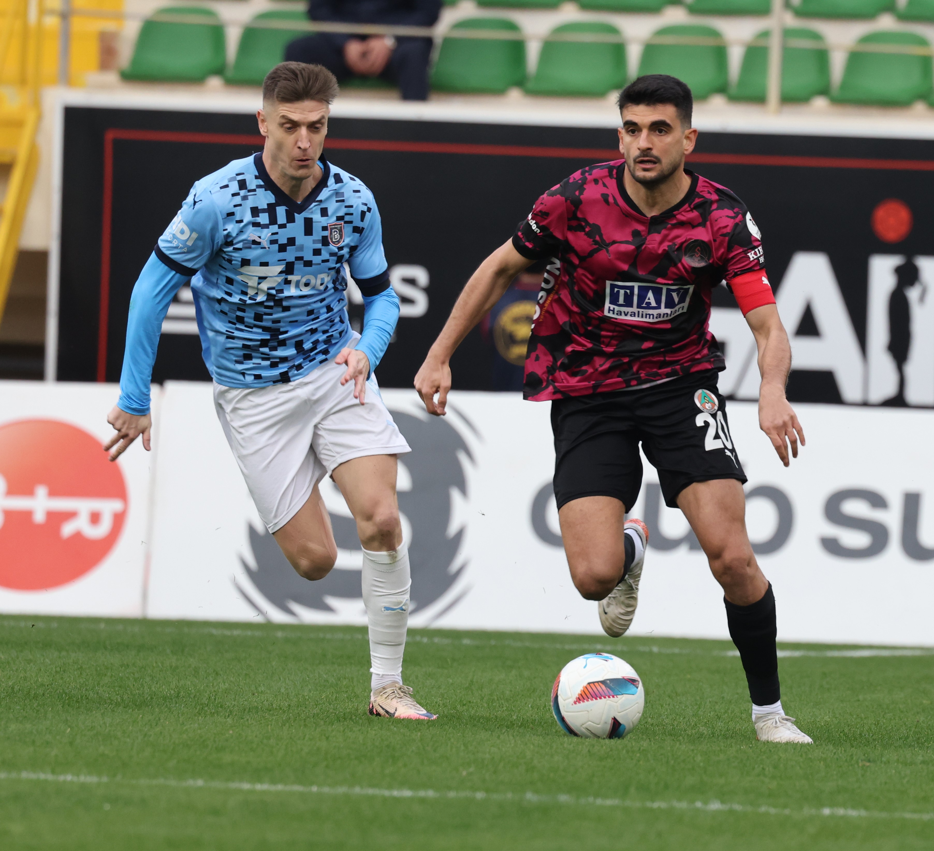 Fatih Aksoy (2)