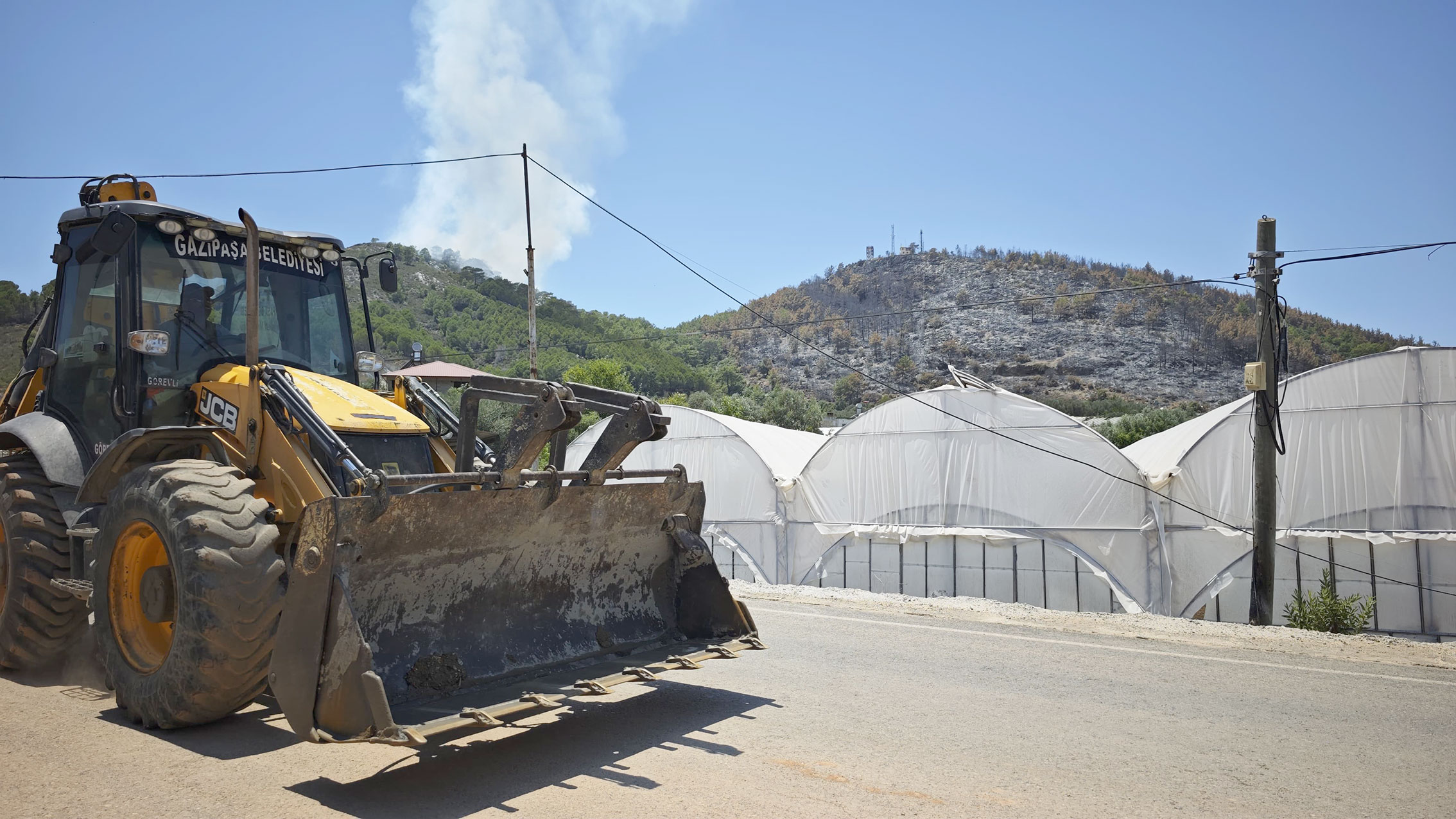 Gazipaşa'da Ormanlık Alanda Yangın2