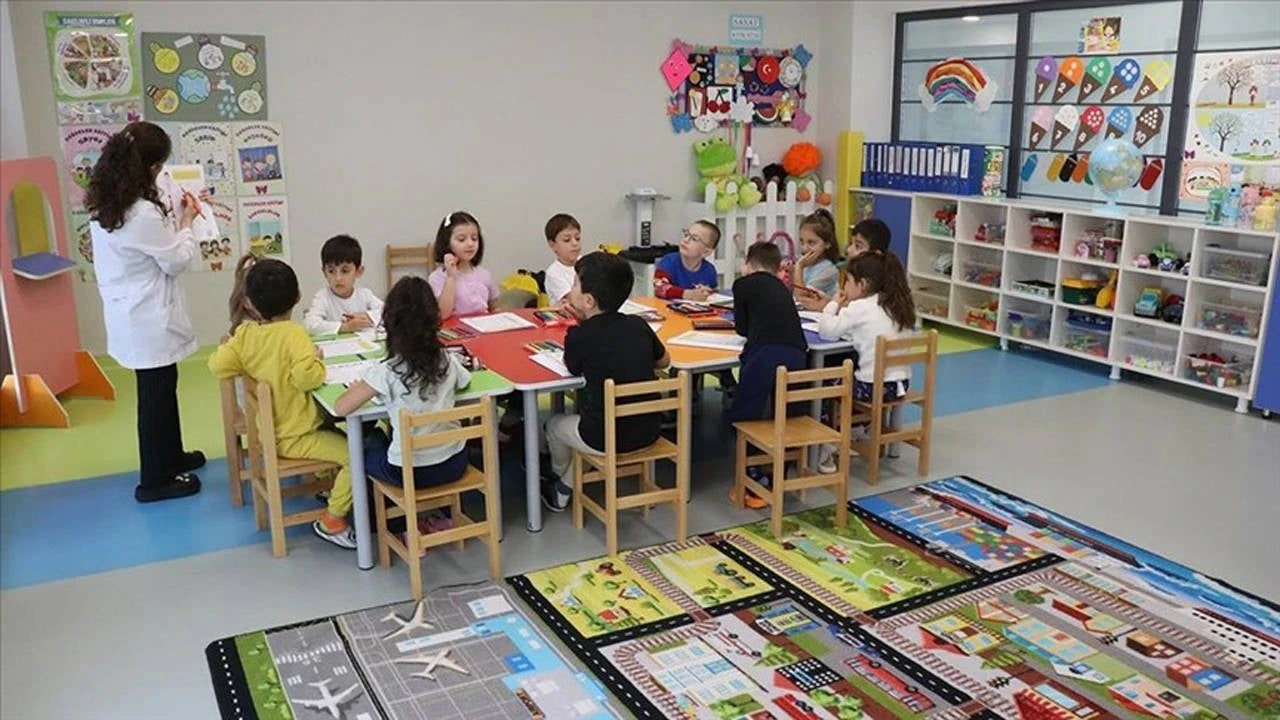 Kamu Kurumlarında Kreş Ve Gündüz Bakımevleri Yaygınlaştırılacak (1)