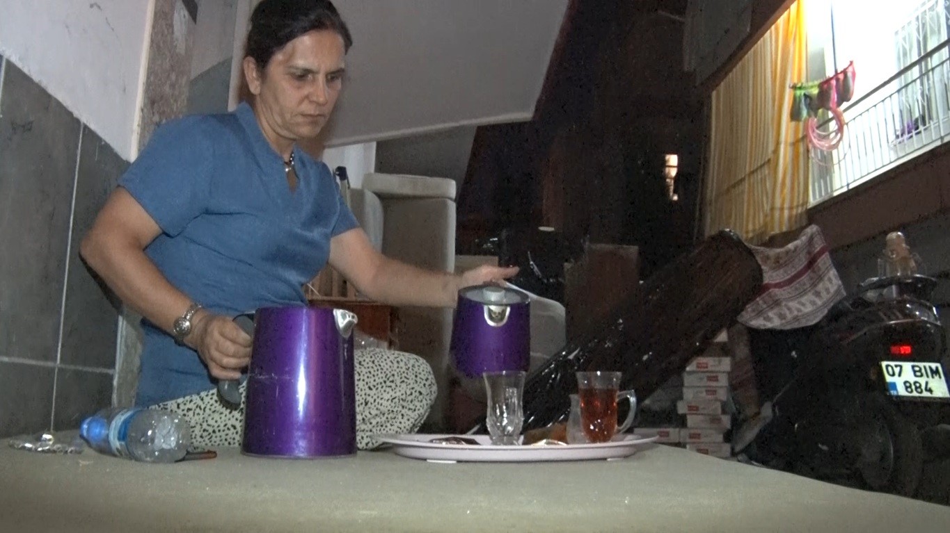 Karanlık Çilesi Çekmişti, Şimdi Gün Doğmasın Istiyor (4)