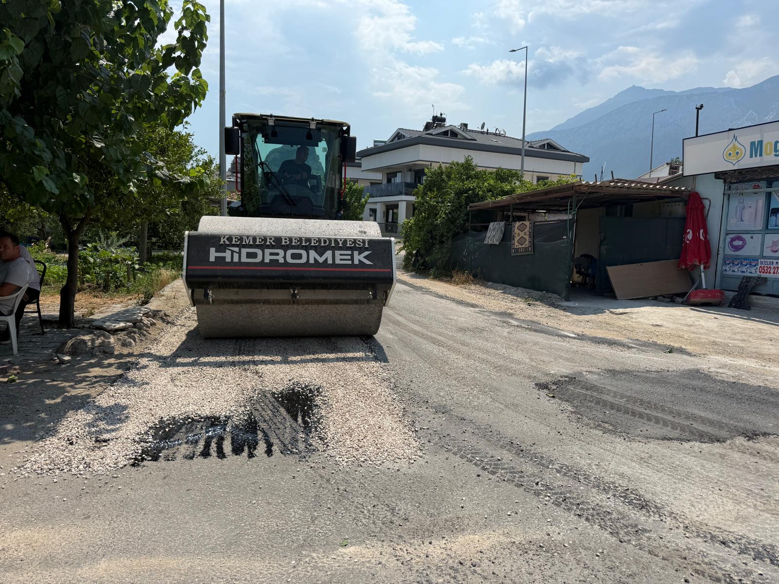 Kemer Belediyesi O Mahallede Beklenen Çalışmaya Başladı (3)