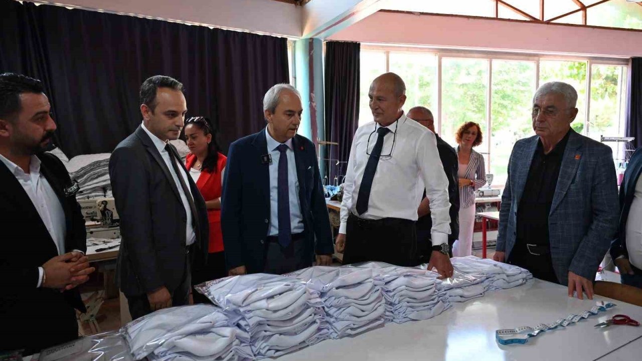 Kepez Belediyesinden Dikis Atolyesiyle Milyonluk Tasarruf