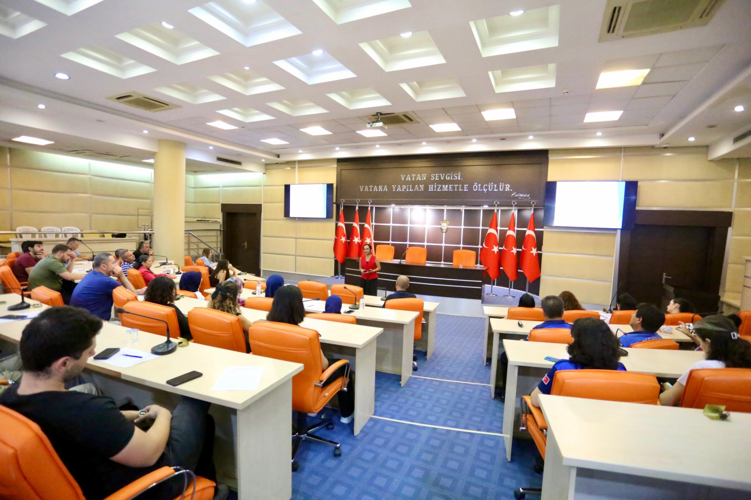 Kepez Belediyesinin Hizmet Ici Egitimleri Suruyor 5