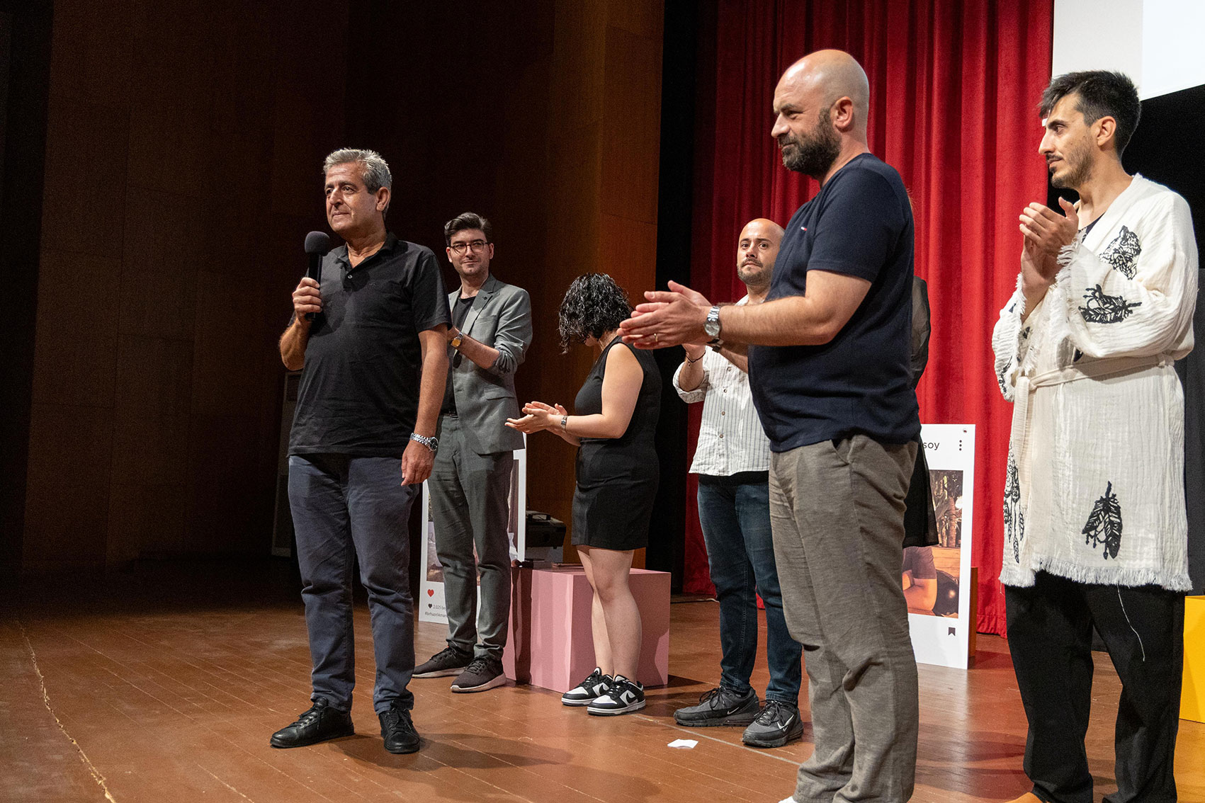 Manavgat Belediyesi Kent Tiyatrosu Perdelerini Açtı (6)