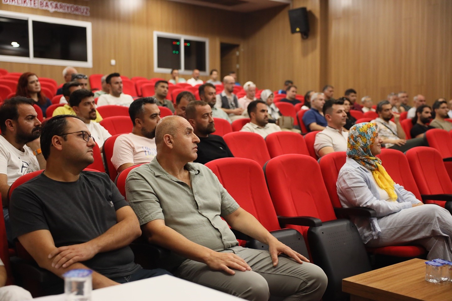 Muğla'da Veteriner Hekimlere Yönelik Bilgilendirme Toplantısı Düzenlendi (3)