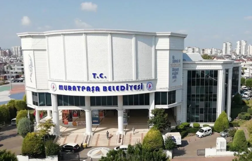 Muratpasa Belediyesi Hizmet Binasi