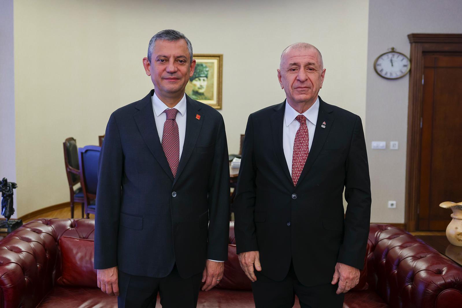 Özgür Özel Kimdir