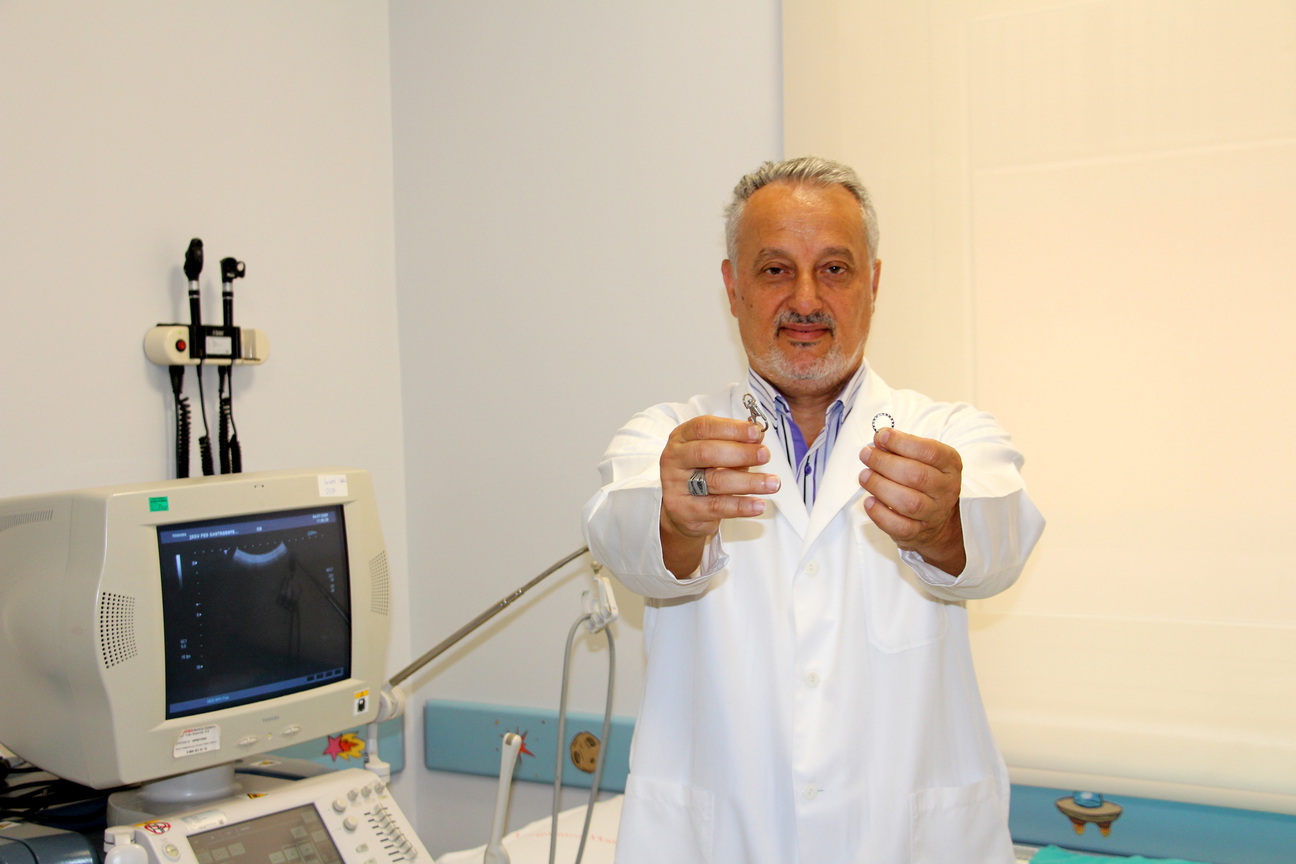 P R O F E S O R U N Y A N L I S L I K L A Y U T U L A N L A R K O L 811376 240259