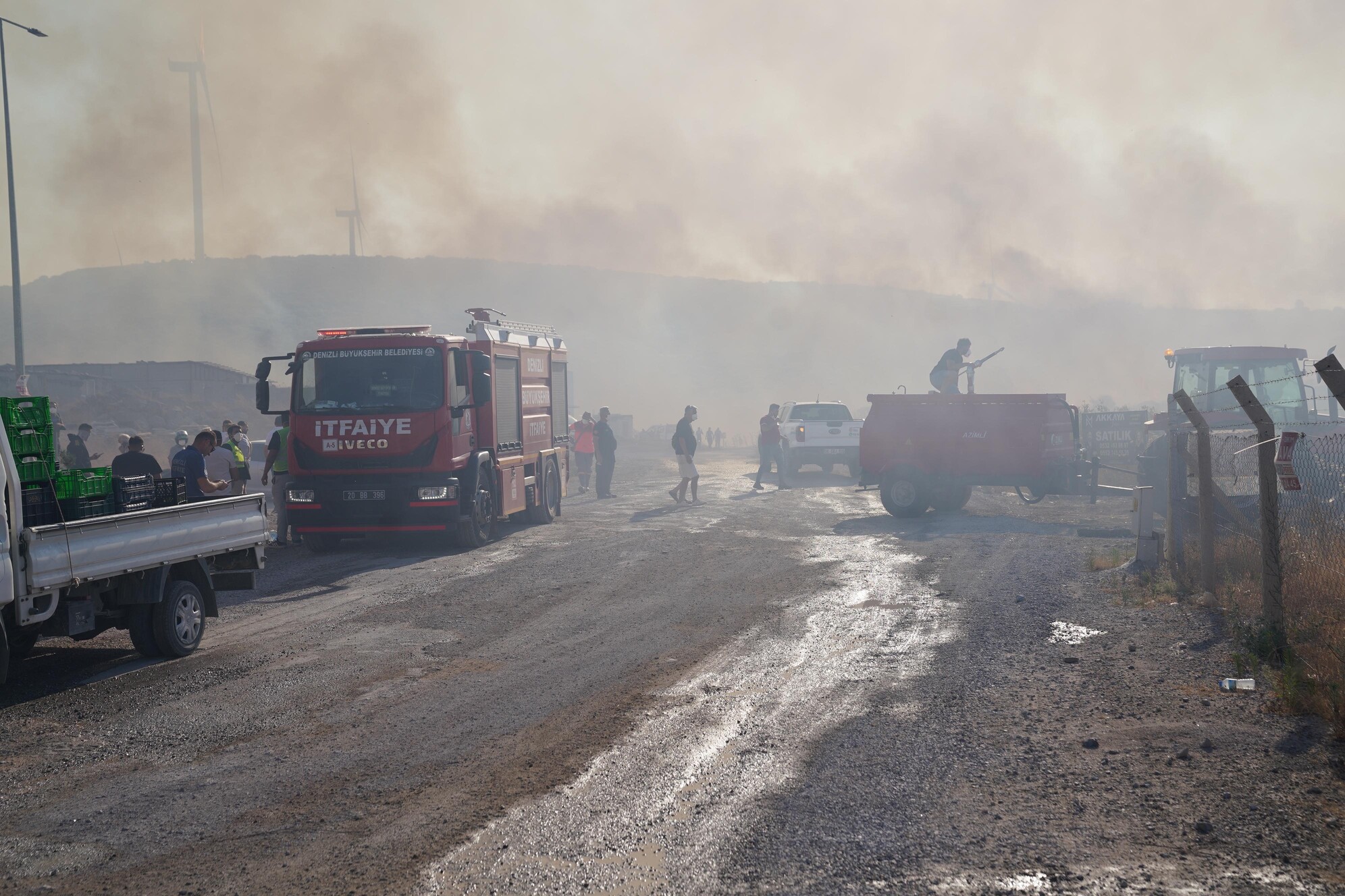 Seferihisar Yangin (2)