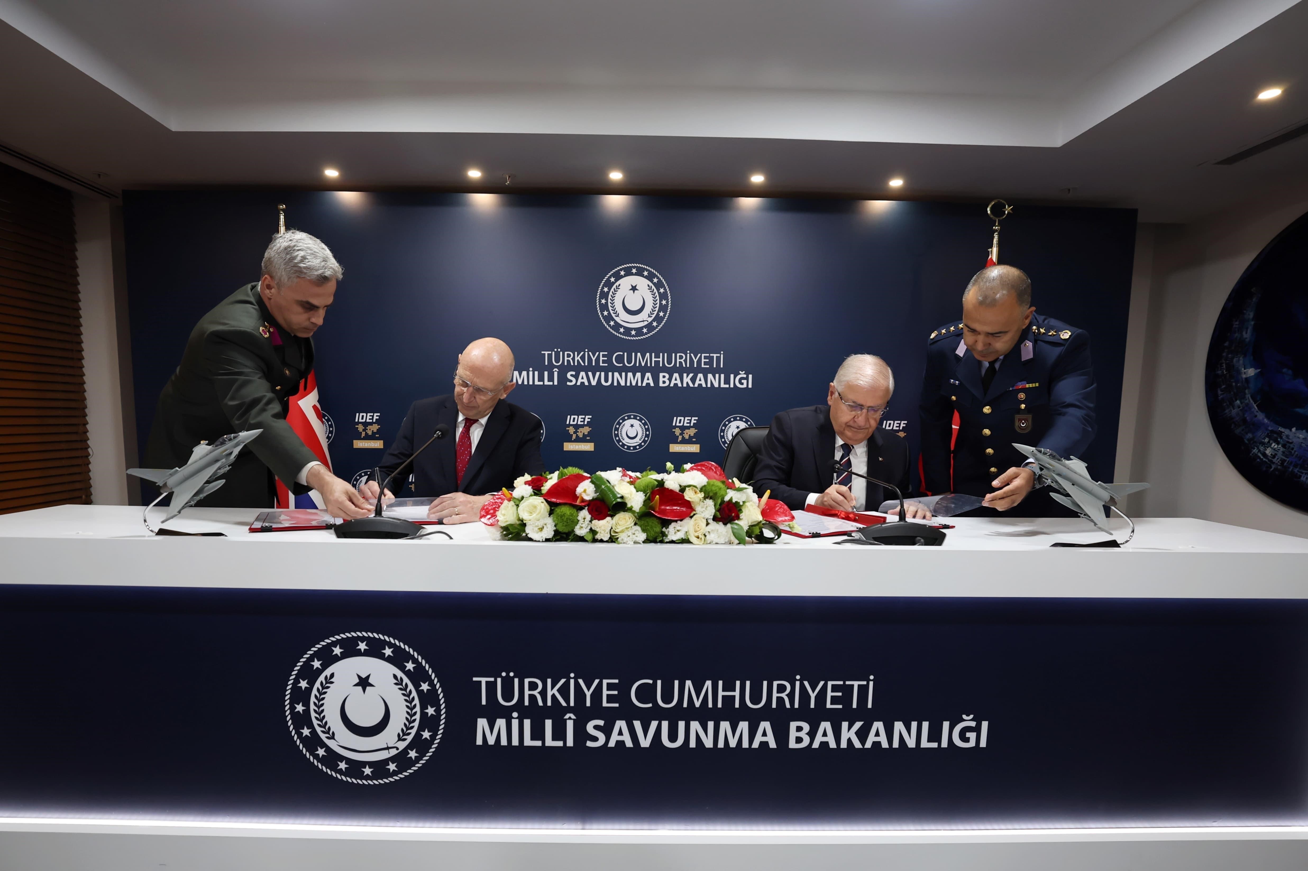 Türkiye'nin Eurofighter Kullanıcısı Olarak Kabulüne Ilişkin Tam Kapsamlı Mutabakat Zaptı Imzalandı (3)