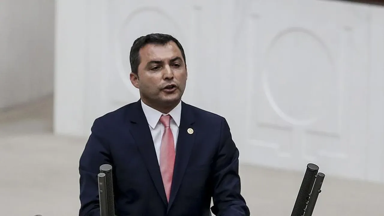Yıllardır Sessizliğini Koruyan Chp’li Başkan Konuştu; “Chp Kadrolarını Belirleyenlerde Ihraç Edilsin” (3)