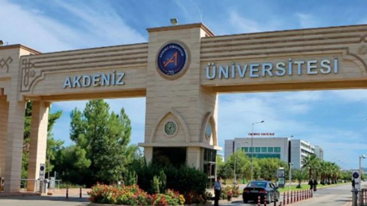 Akdeniz Universitesi Nerede