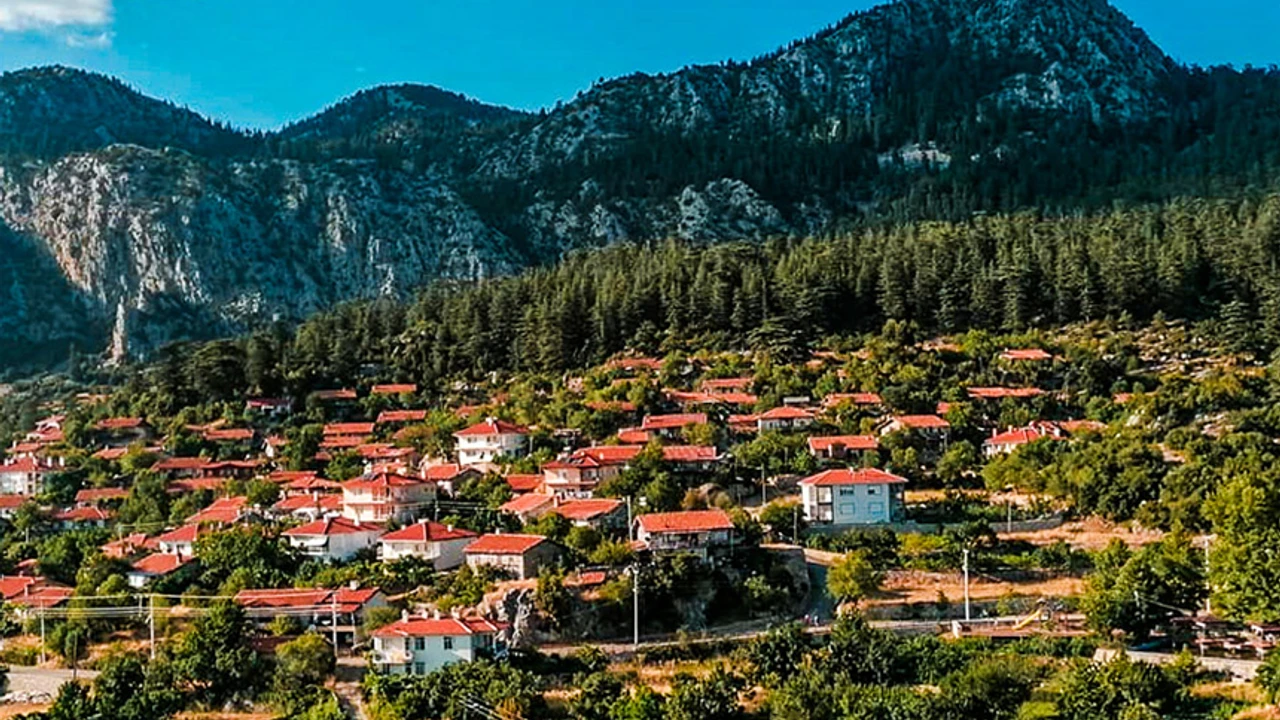 Akseki Ilçesinin Ismi Nereden Geliyor.,