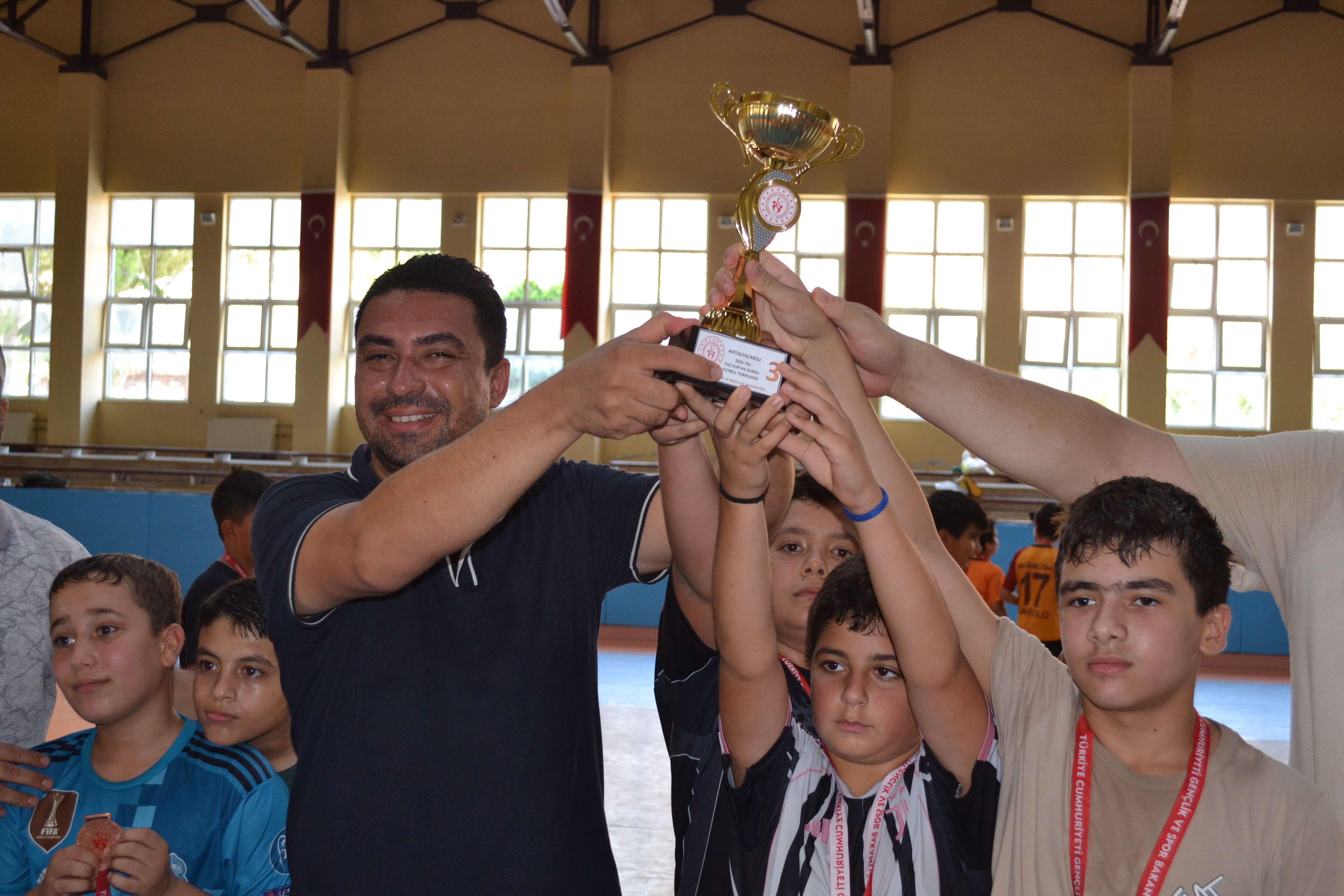 Aksuda Yaz Kuran Kursları Futbol Turnuvası Sona Erdi (3)