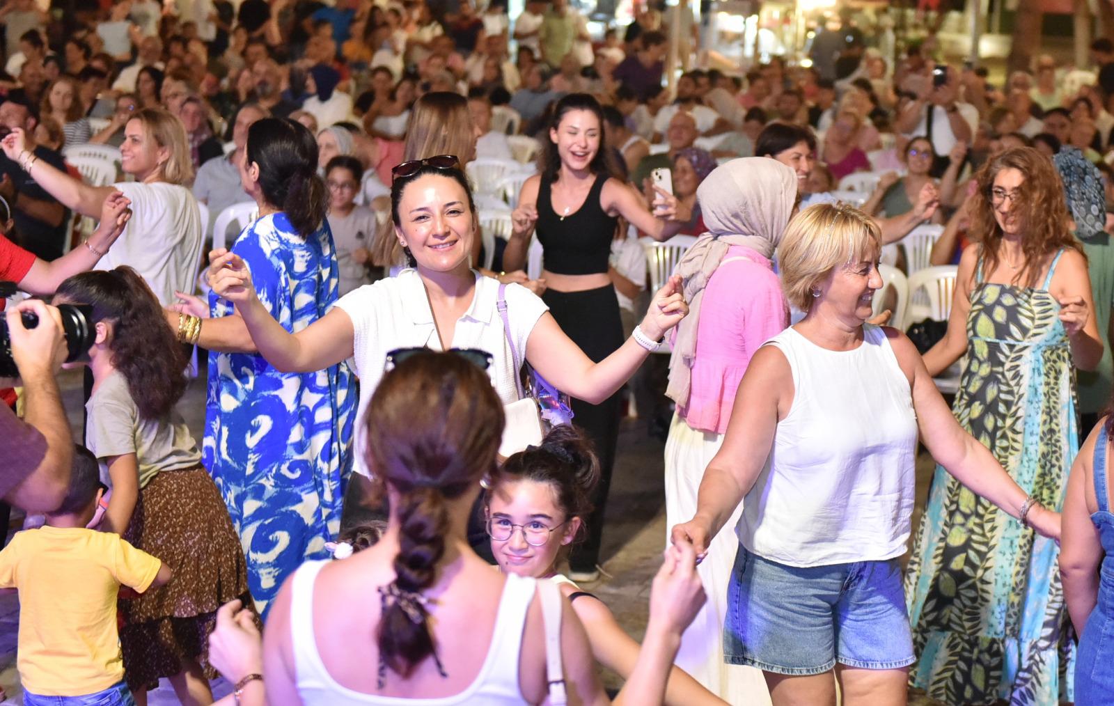 Anadolunun Renkleri Kepez Uluslararasi Kultur Festivalinde 10