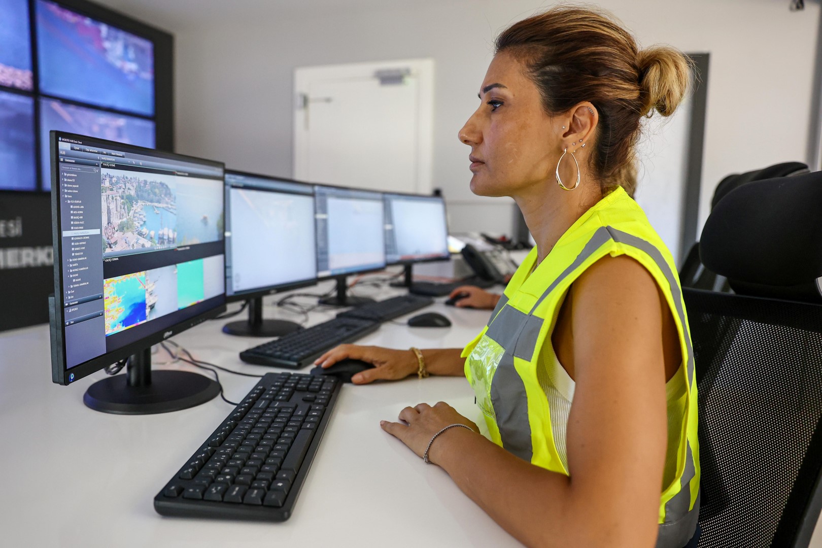 Antalya Büyükşehir Belediyesi, Gemi Kaynaklı Deniz Kirliliğinin Önüne Geçmek Amacıyla Hayata Geçirdiği Elektronik Gemi Denetleme Sistemi (Egds) Ile Denizi Kirletenlere Göz Açtı (4)