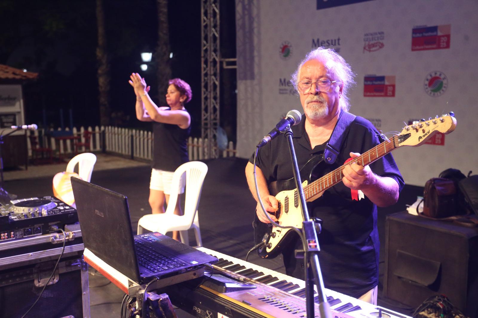 Antalya, Kepez Kultur Festivalinde Gaziantep Gecesinde Bulustu 6