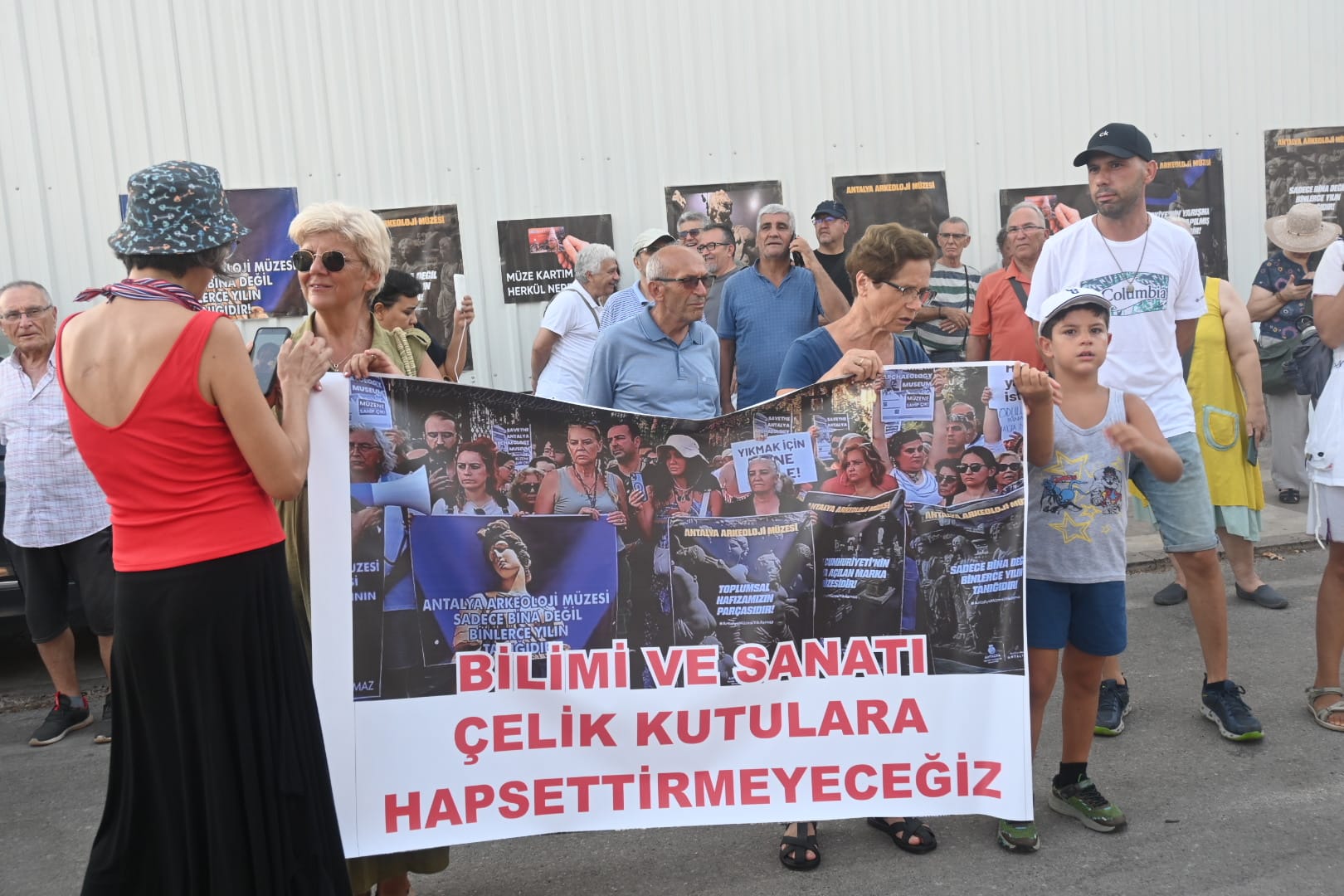 Antalya Muzesi Eylem (3)