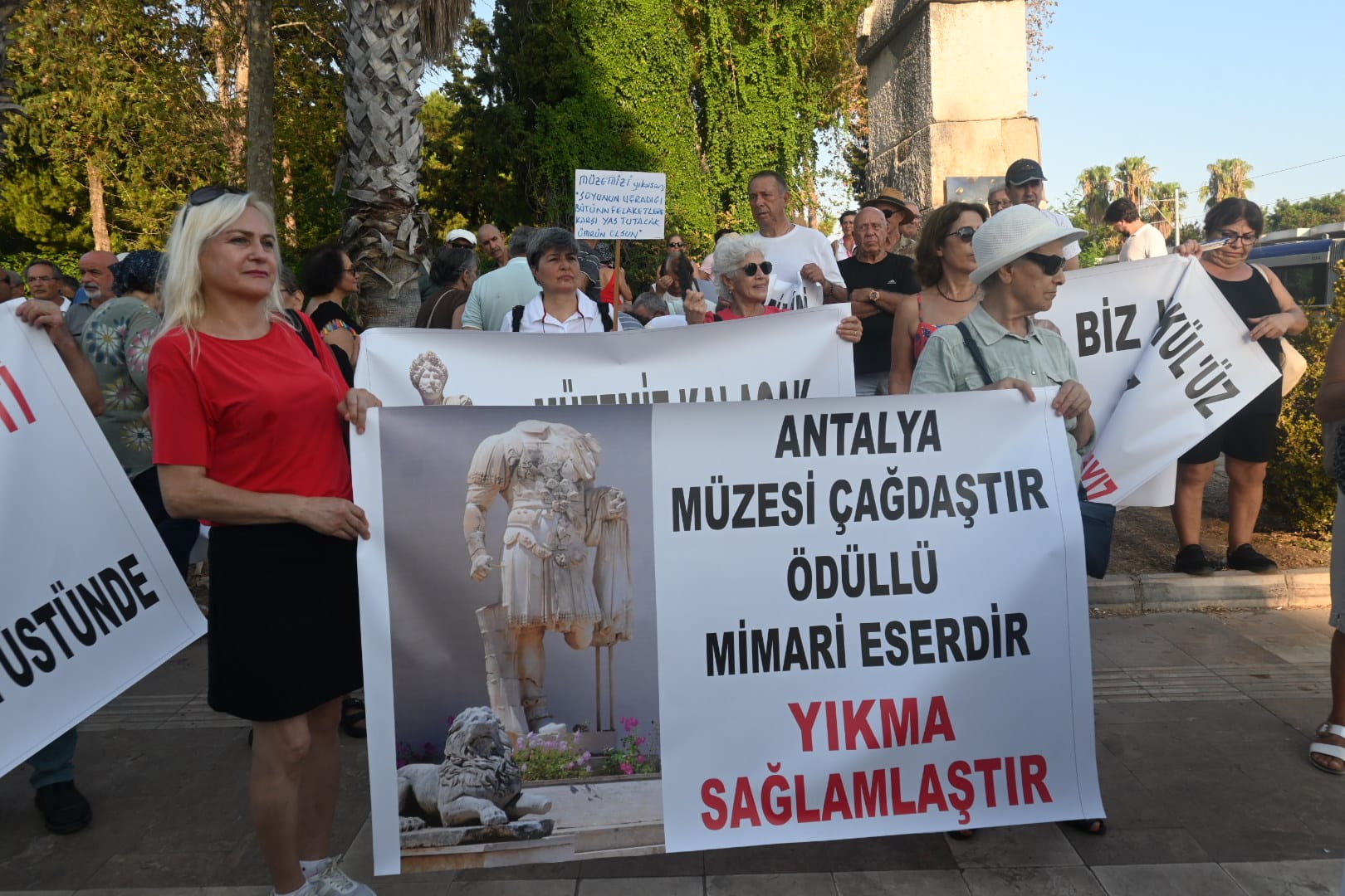 Antalya Muzesi Eylem (5)