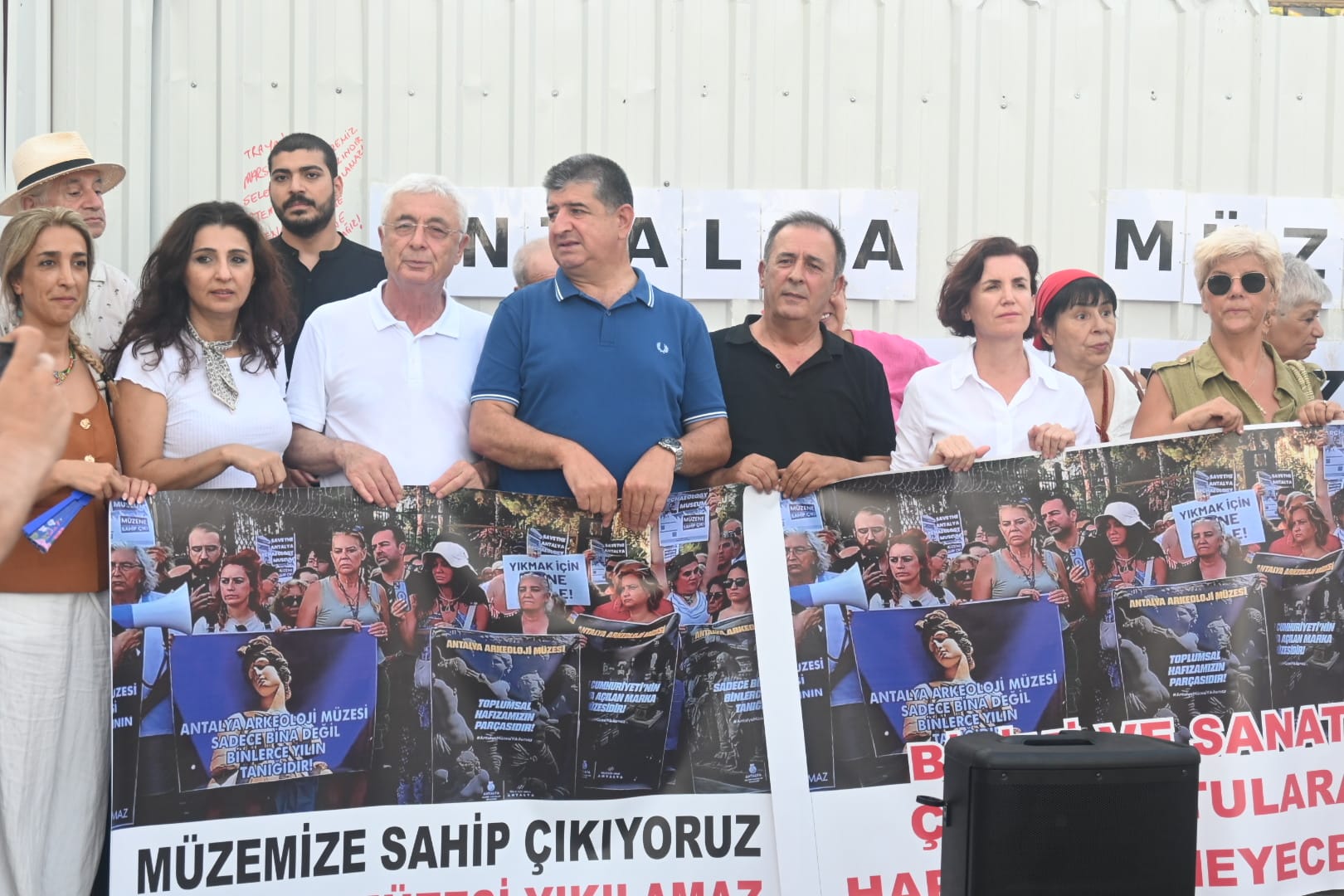 Antalya Muzesi Milletvekilleri