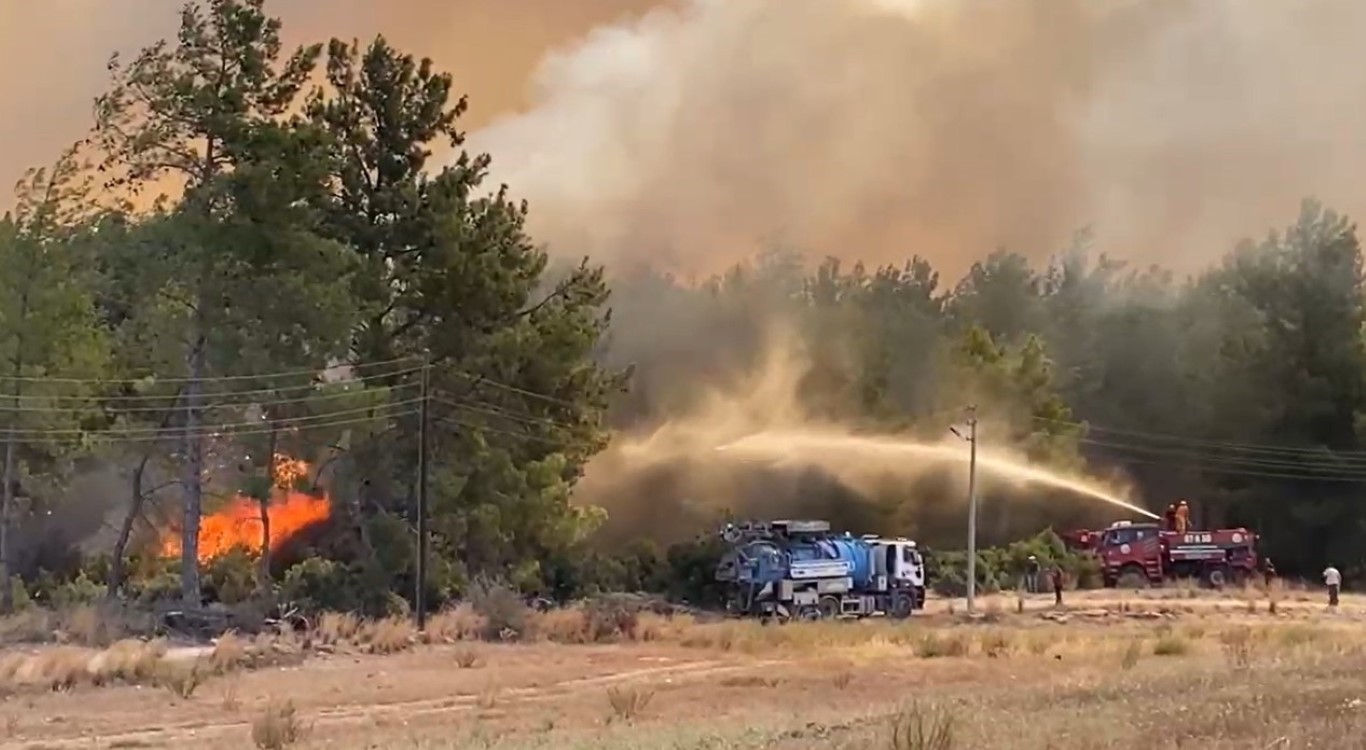Antalya’da Yangın Rezaleti! 118 Orman Yangını Çıktı, 540 Hektar Alan Zarar Gördü (3)