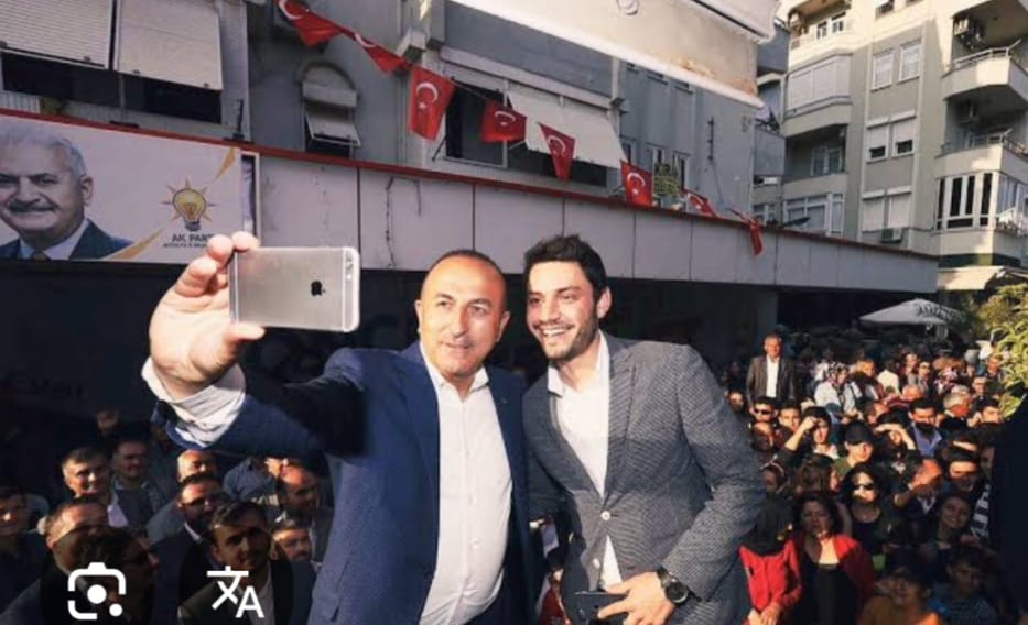 Antalyalı O Siyasetçi Kim (1)