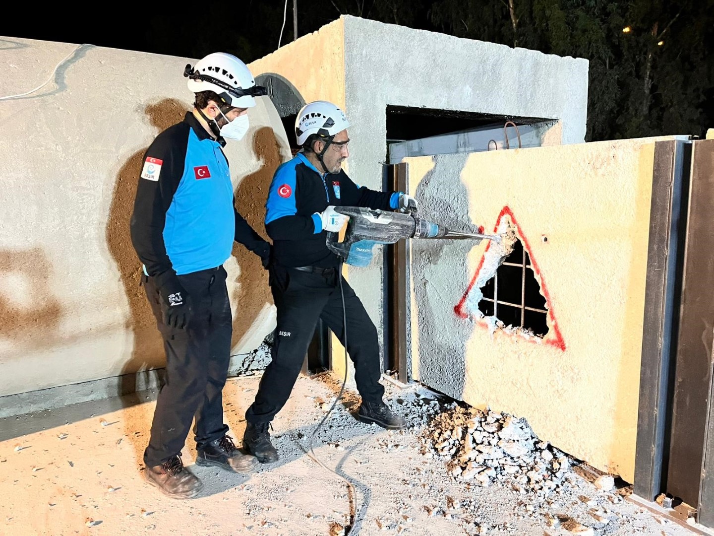 Aydında 17 Ağustos Depreminin Yıl Dönümünde Geniş Kapsamlı Tatbikat (4) (Large)