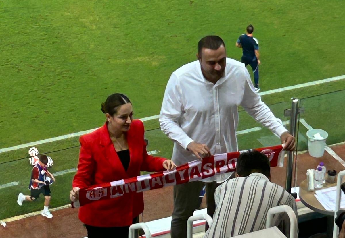 Büşra Özdemir Aykut Kaya