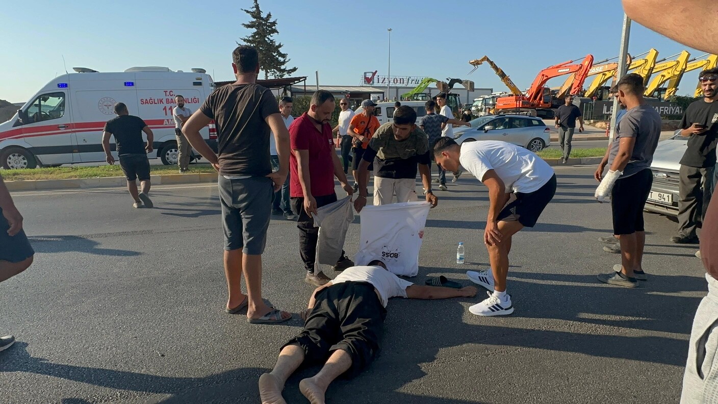 Cama Düşen Motosiklet Sürücüsüyle Ne Uğradıklarını Anlayamadılar (1)