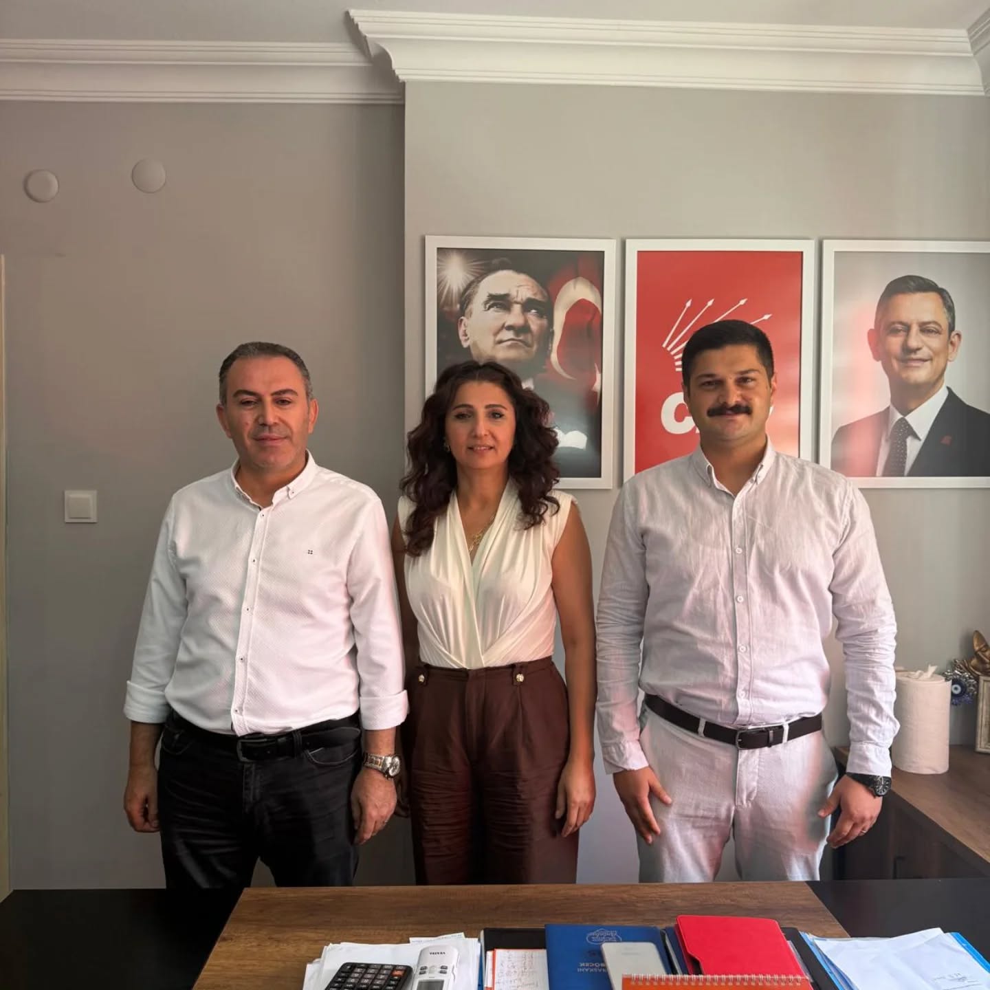 Chp’deki ‘Mavi Liste’ Krizi 'Mor’la Son Buldu (1)-2