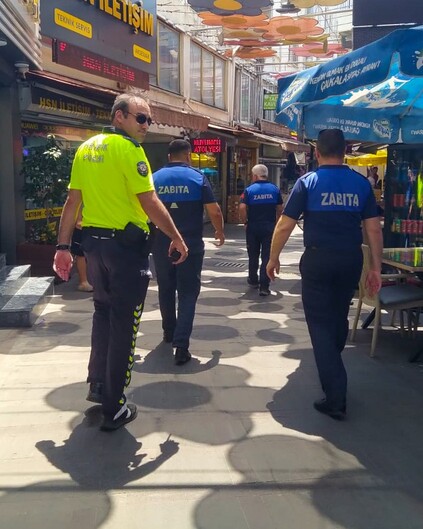 Çiçek Sokakta Yaya Güvenliğine Yönelik Denetim Gerçekleştirildi (1)