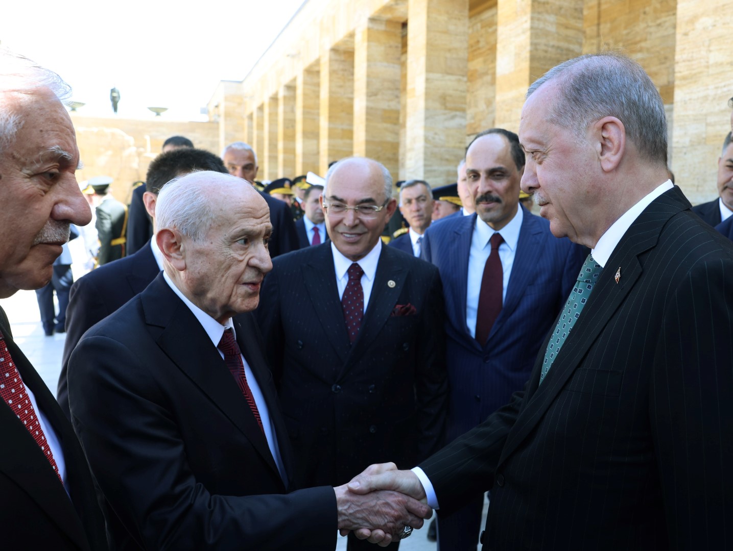 Cumhurbaşkanı Erdoğan Başkanlığındaki Devlet Erkanı, Anıtkabir'i Ziyaret Etti (3)