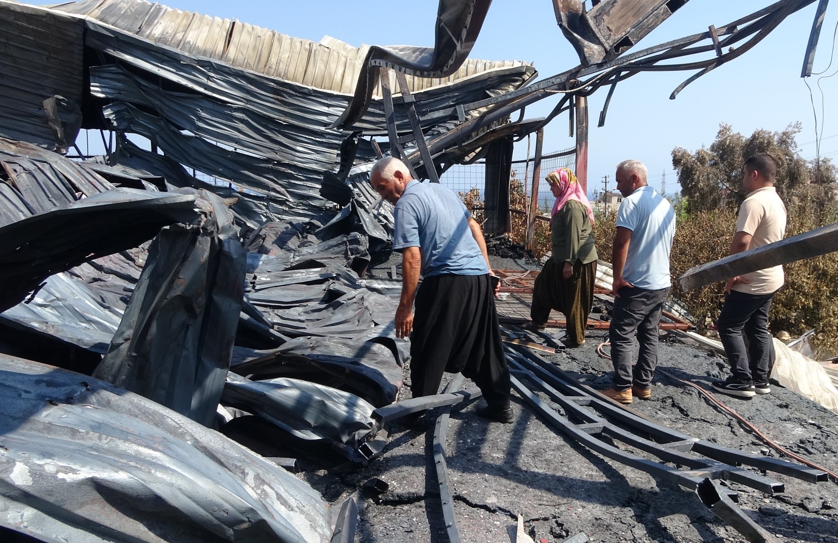 En Mutlu Günlerini Komşu Zehire Çevirmiş (5)