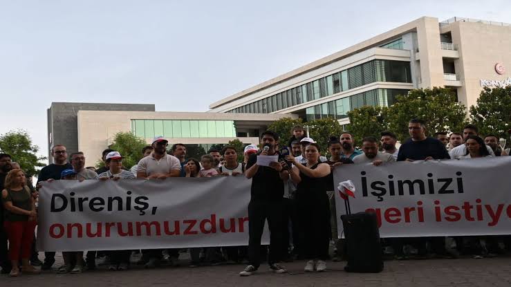 Eylem Konyaaltı (2)