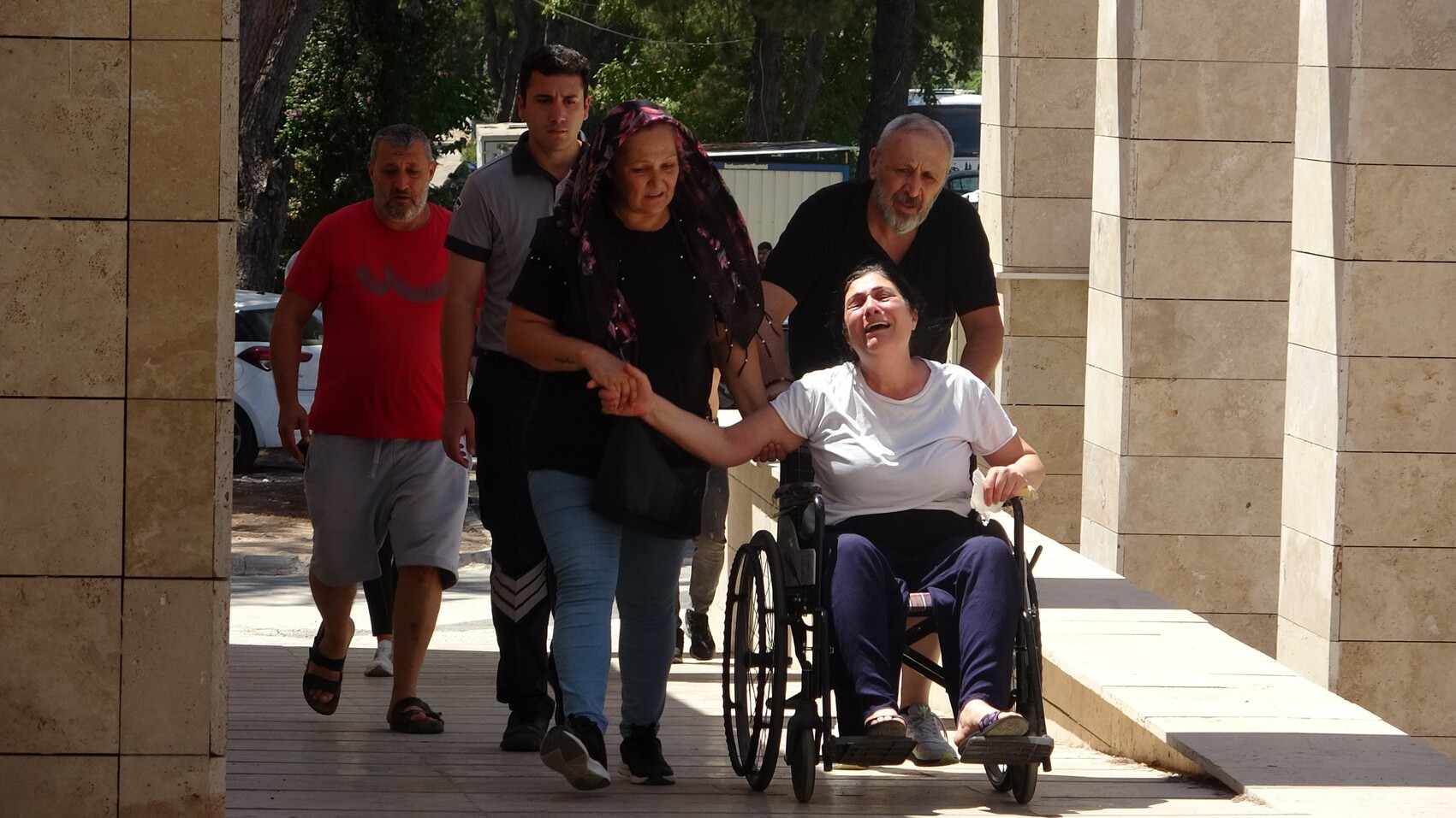 Fenomen Deniz Servan Narin'in Annesinin Gözyaşları Sel Oldu (2)