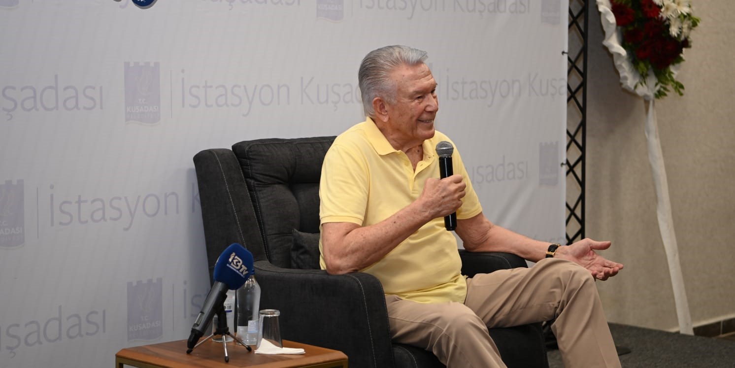 Gazeteci Uğur Dündar Kuşadası’nda Sevenleriyle Buluştu (3)