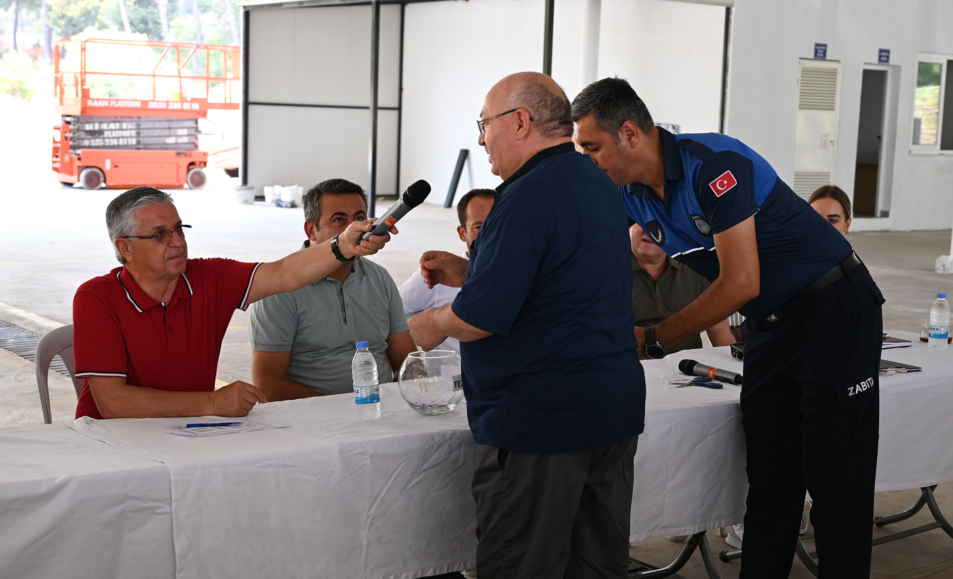 Hm Tekirova Pazar Yerinde Kuralar Çekildi (2)
