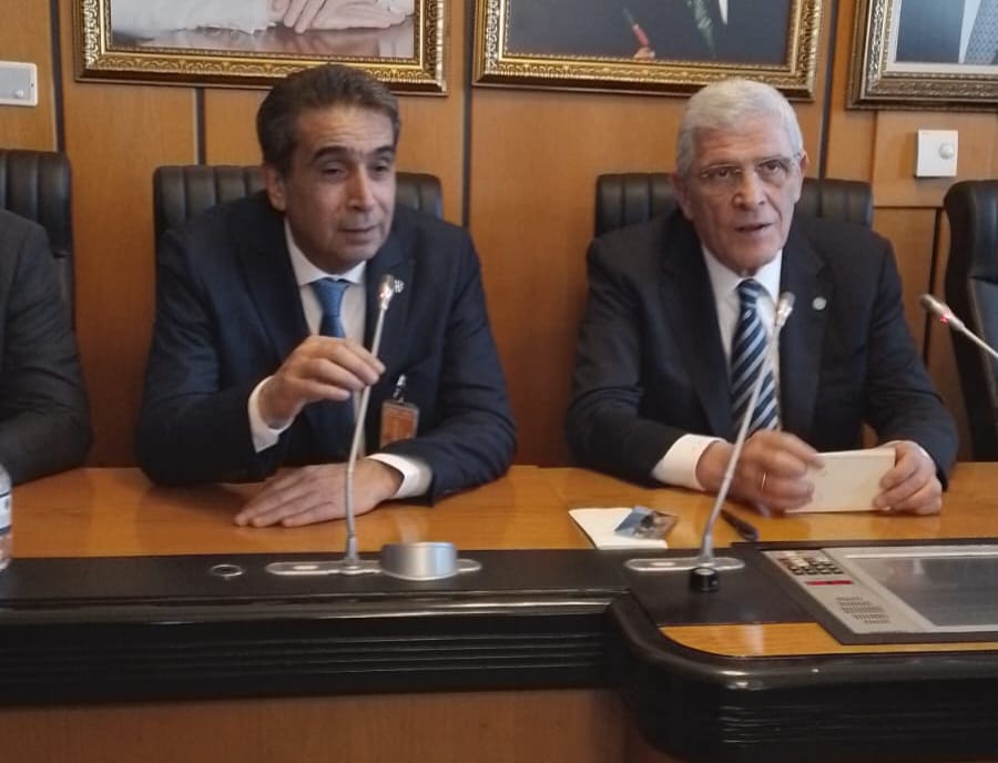 Iyı Partı Kongre Surecı (1)