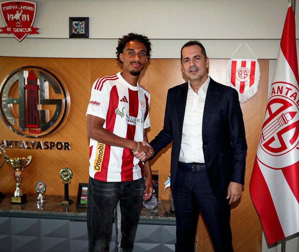 Jesper Ceesay (2)