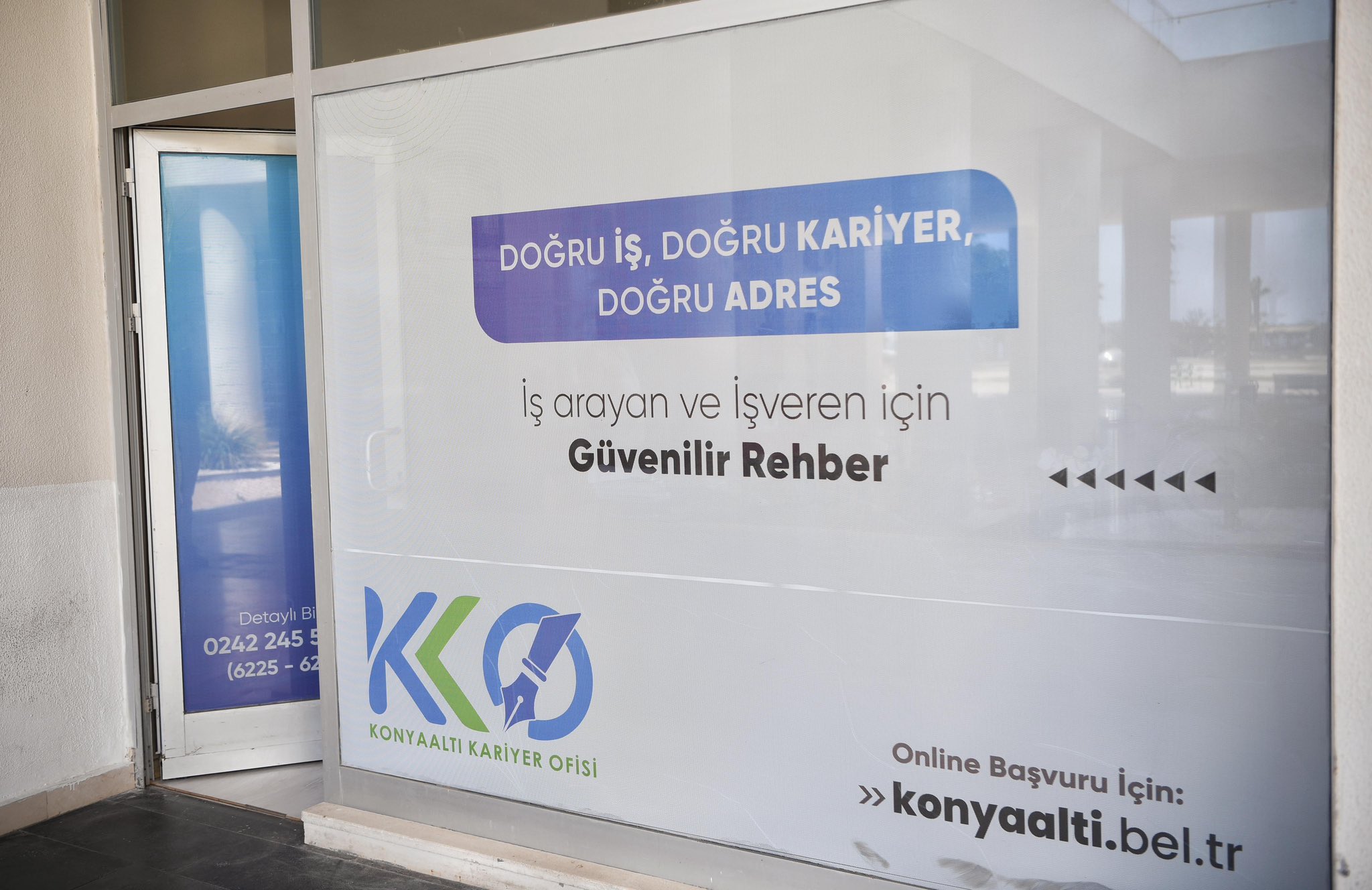 K A R İ Y E R O F İ S İ