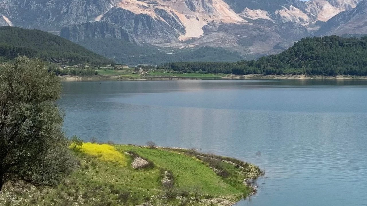 Karacaoren Baraj Golu Havzasinda Su Bittimi
