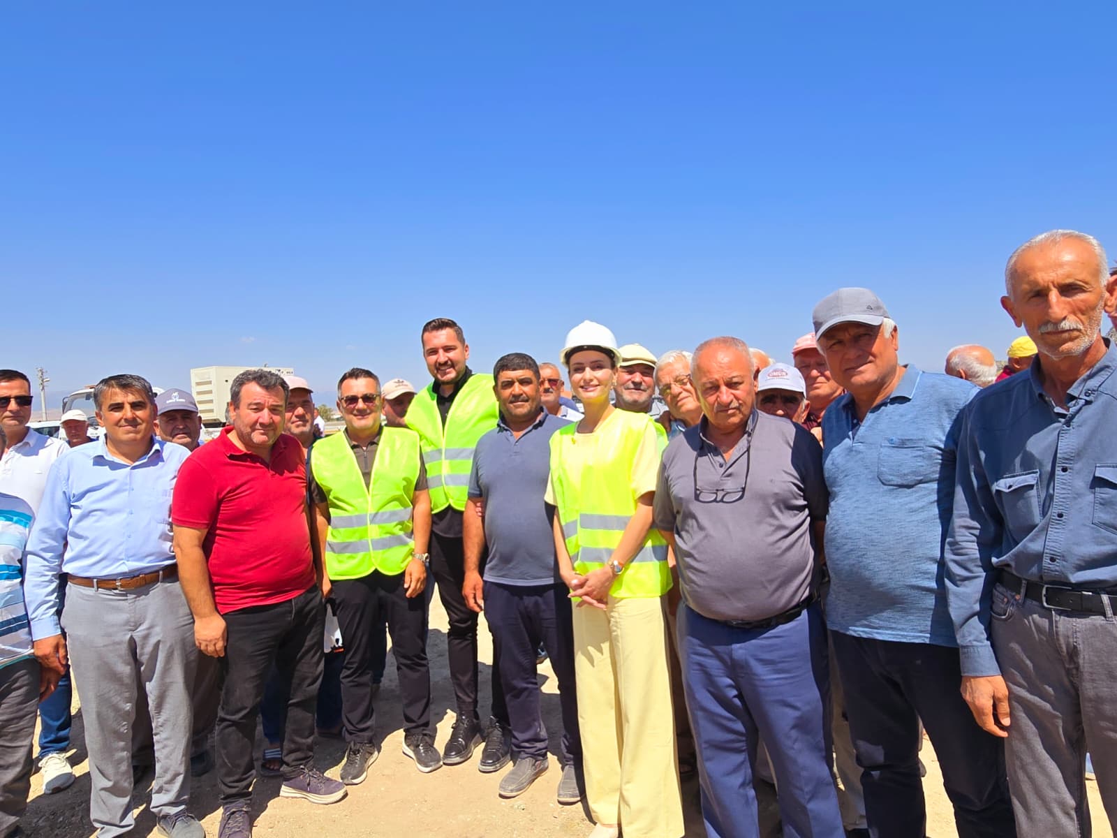 Karataş Köyü’ne Çok Amaçlı Sosyal Tesis Kazandırılıyor (1)