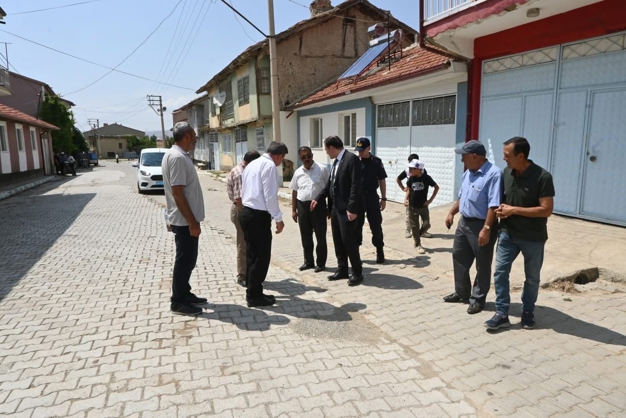 Kaymakam Türker, Vatandaşların Taleplerini Dinledi (4)